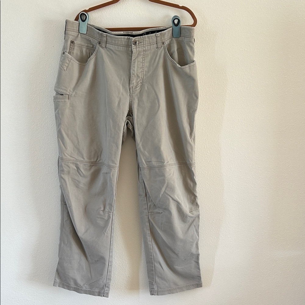 Cabela’s Utility  Cargo Work Pants